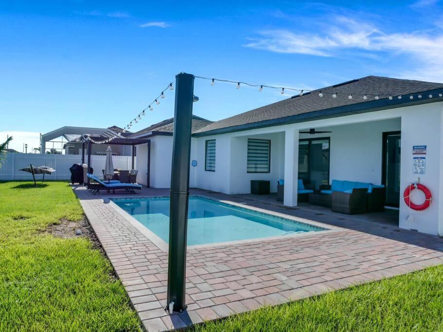 Casa Sevilla, Heated Pool, Sleeps 9, 4B3B Cape Coral Exterior photo