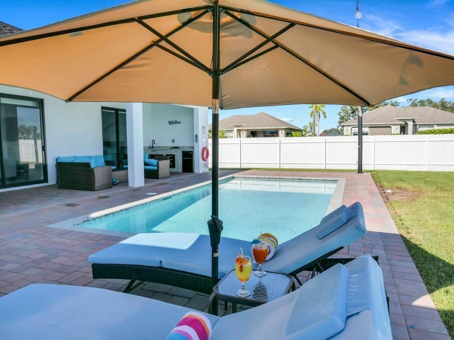 Casa Sevilla, Heated Pool, Sleeps 9, 4B3B Cape Coral Exterior photo